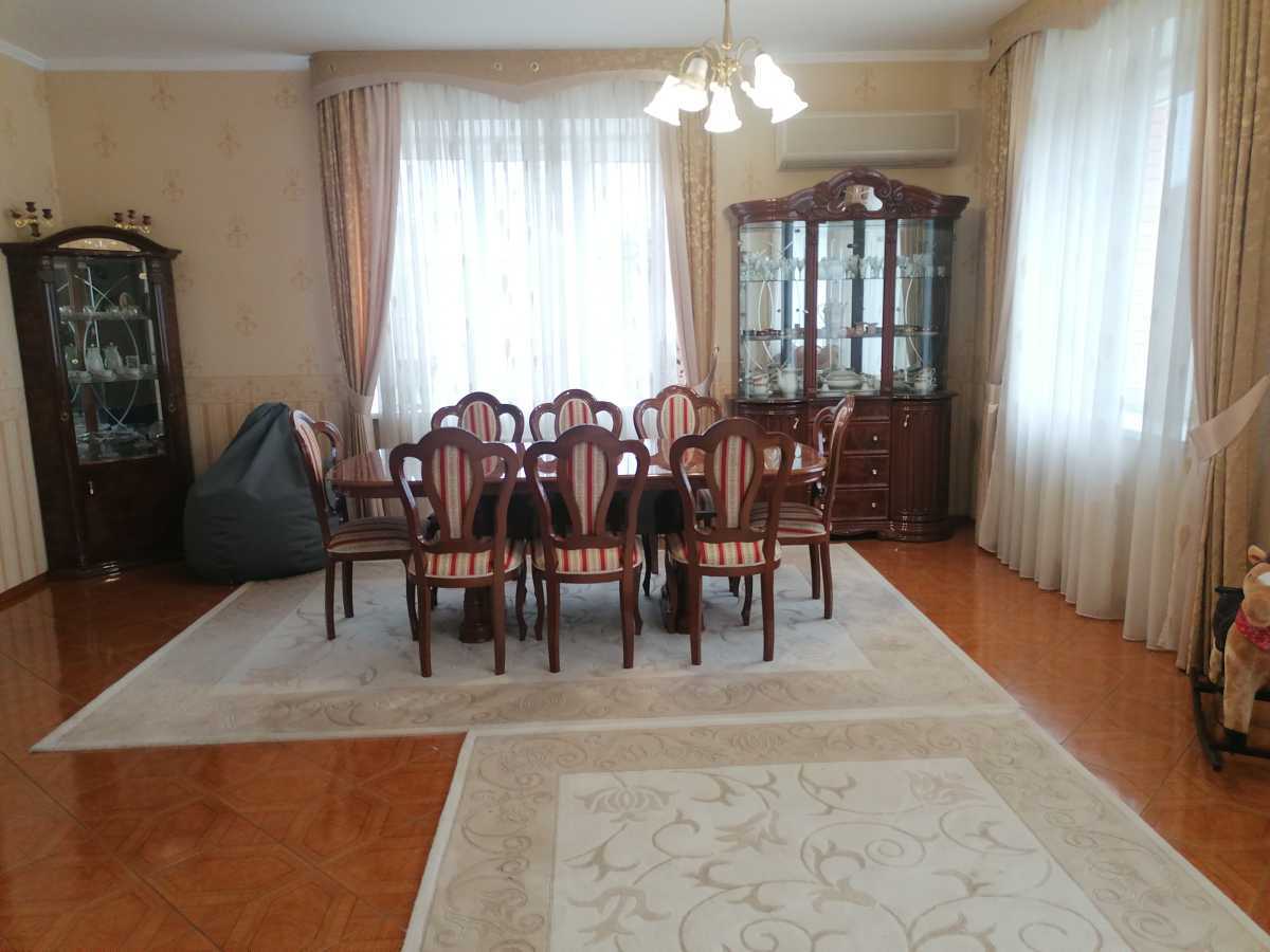 Продажа дома 350 м², Диканьский пер.