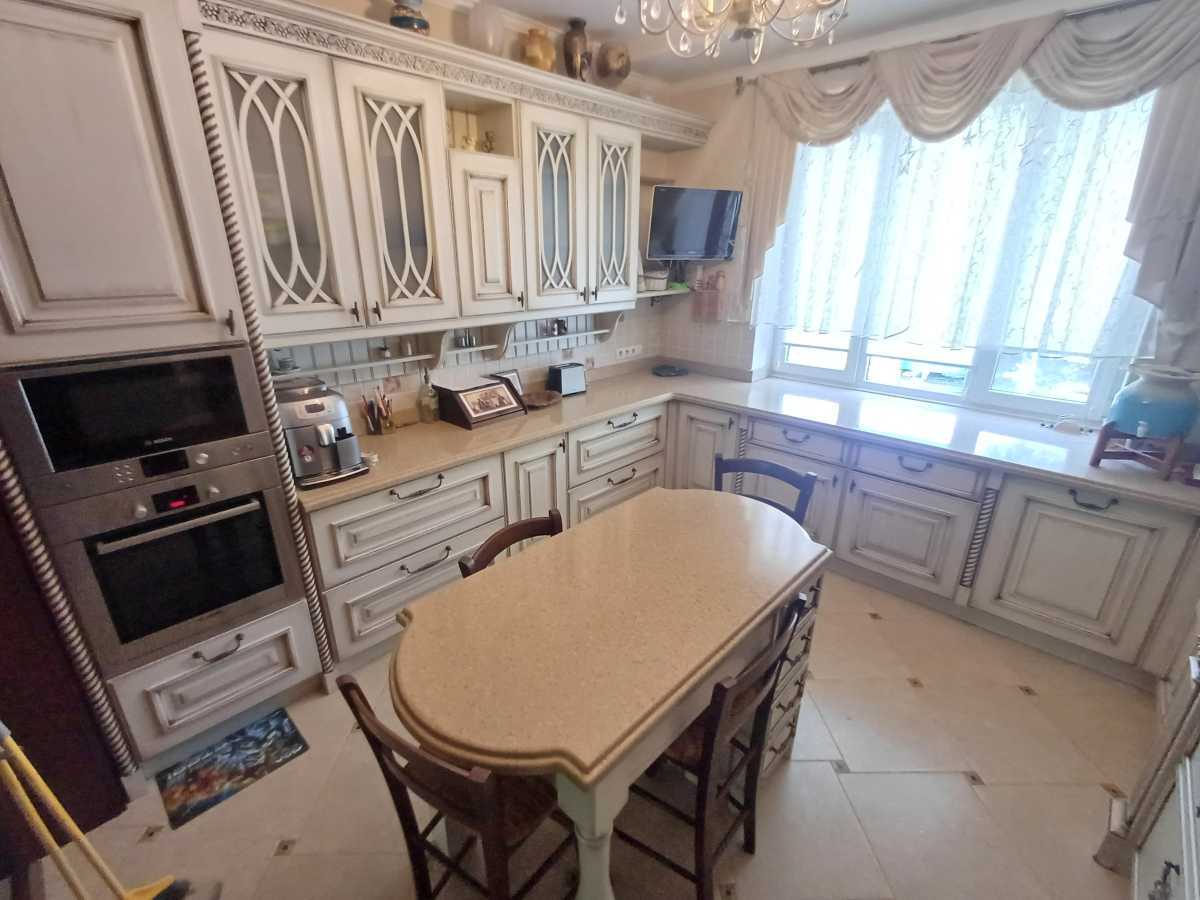 Продаж будинку 280 м², Злагоди вул., 9