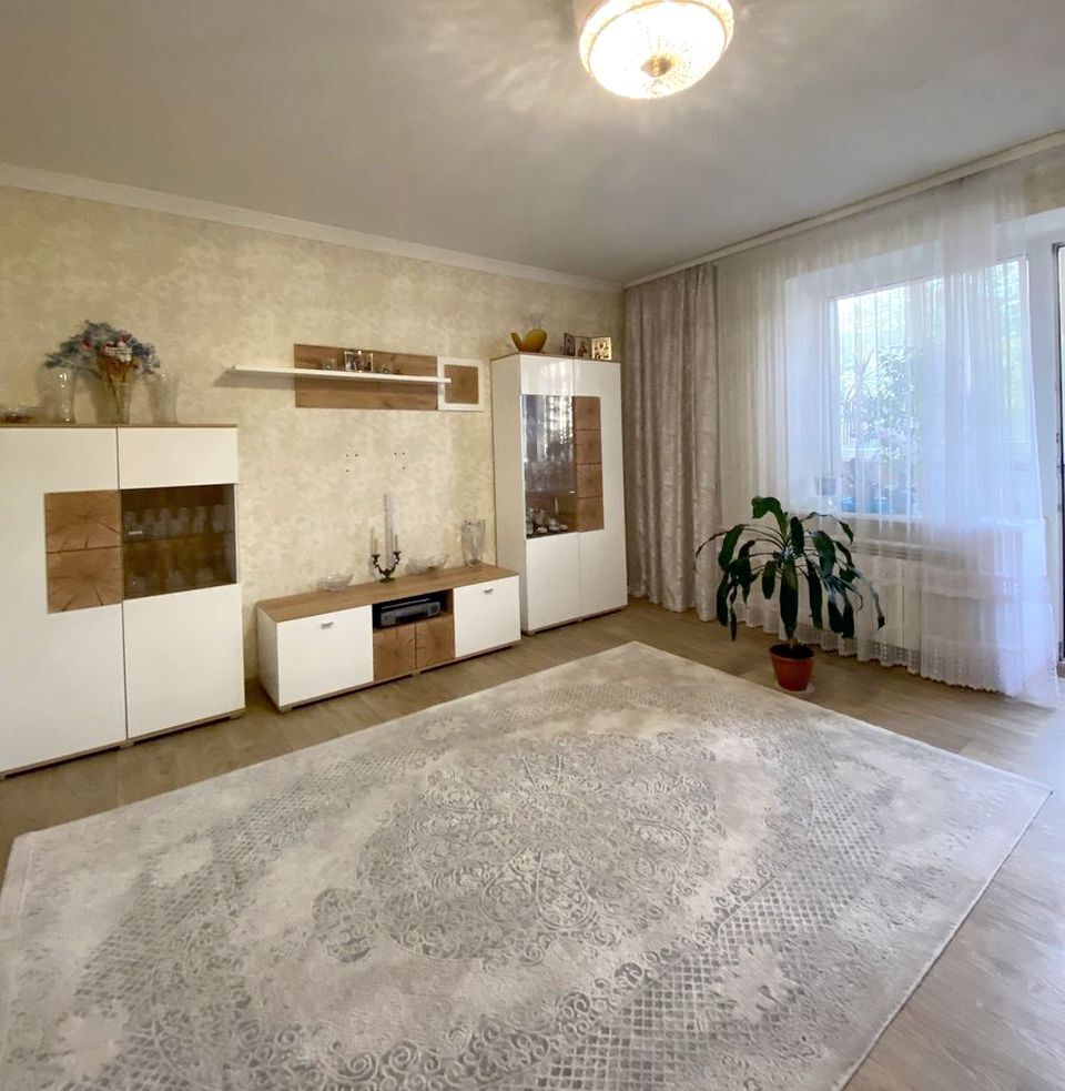 Продажа 3-комнатной квартиры 65 м², Донецкое шоссе, 7