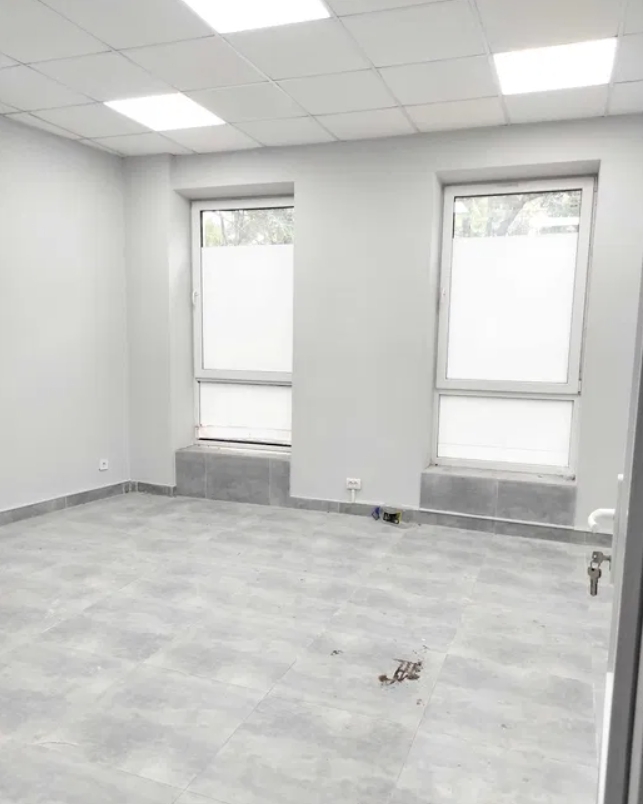 Аренда помещения свободного назначения 240 м², Прохоровская ул.