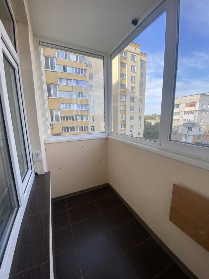 Продаж 2-кімнатної квартири 73.6 м², Центральна вул., 33В