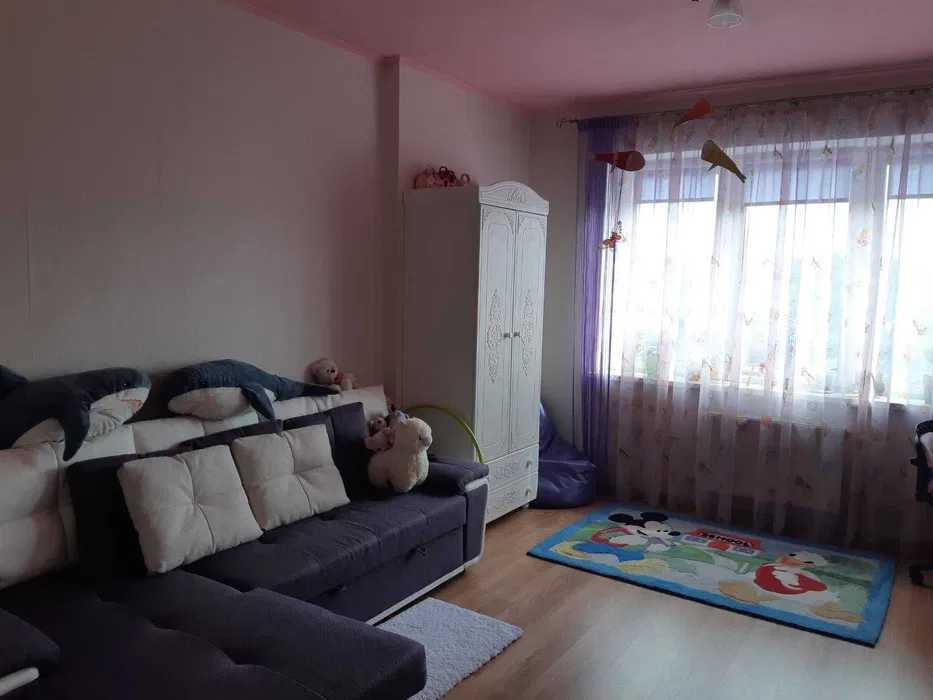 Продаж 3-кімнатної квартири 105 м², Петропавлівська вул., 50