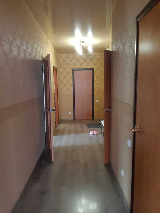 Продаж 3-кімнатної квартири 105 м², Петропавлівська вул., 50