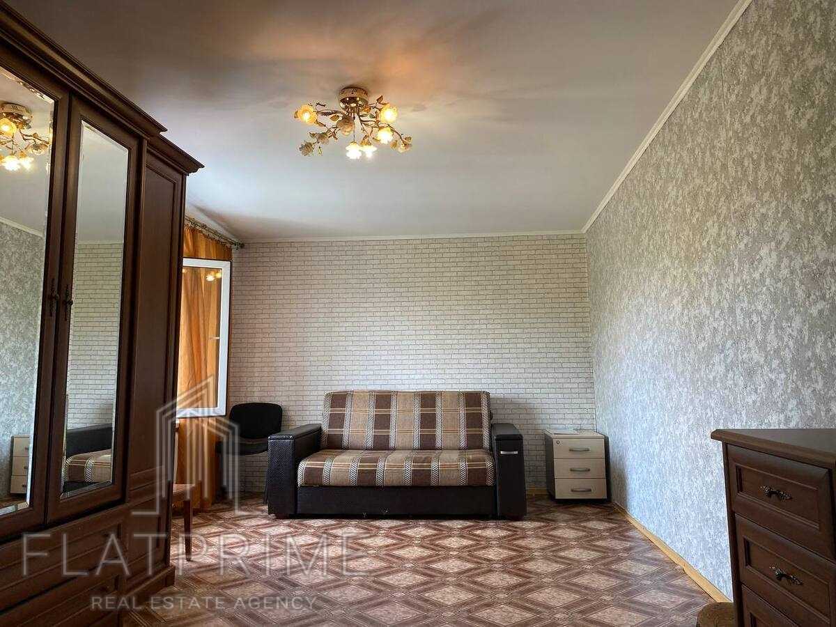 Продажа 1-комнатной квартиры 40.6 м², Петра Запорожца ул., 13