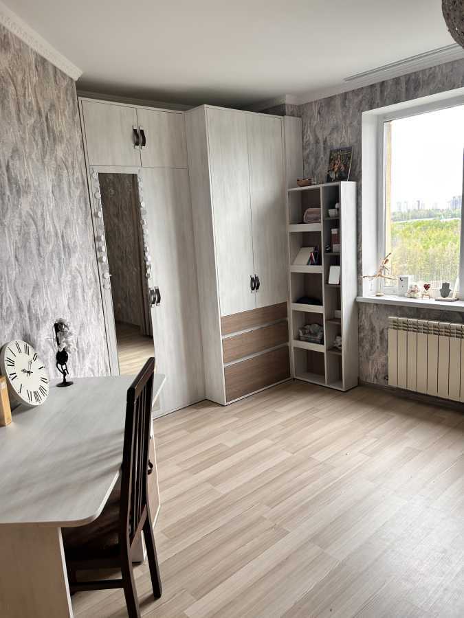 Продаж 2-кімнатної квартири 75 м², Академіка Туполєва вул., 17К