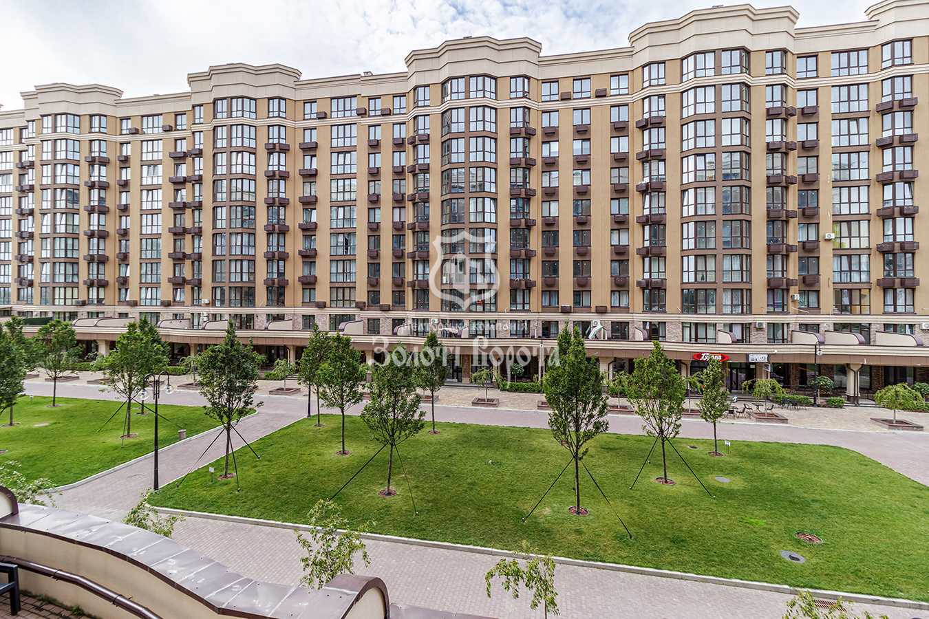 Продажа 2-комнатной квартиры 65 м², Миру, 4