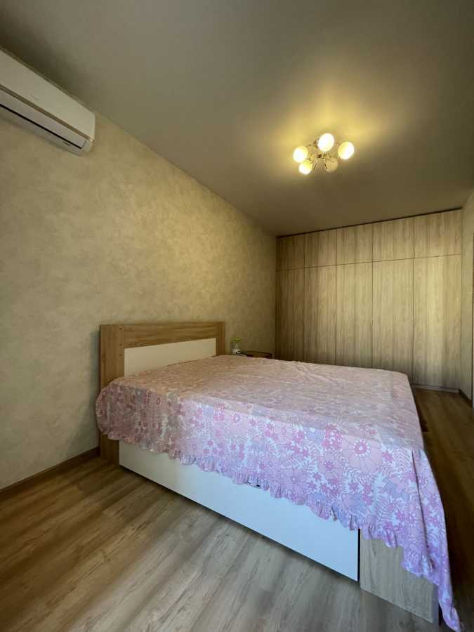 Продаж 1-кімнатної квартири 36 м², Гетманська, 9