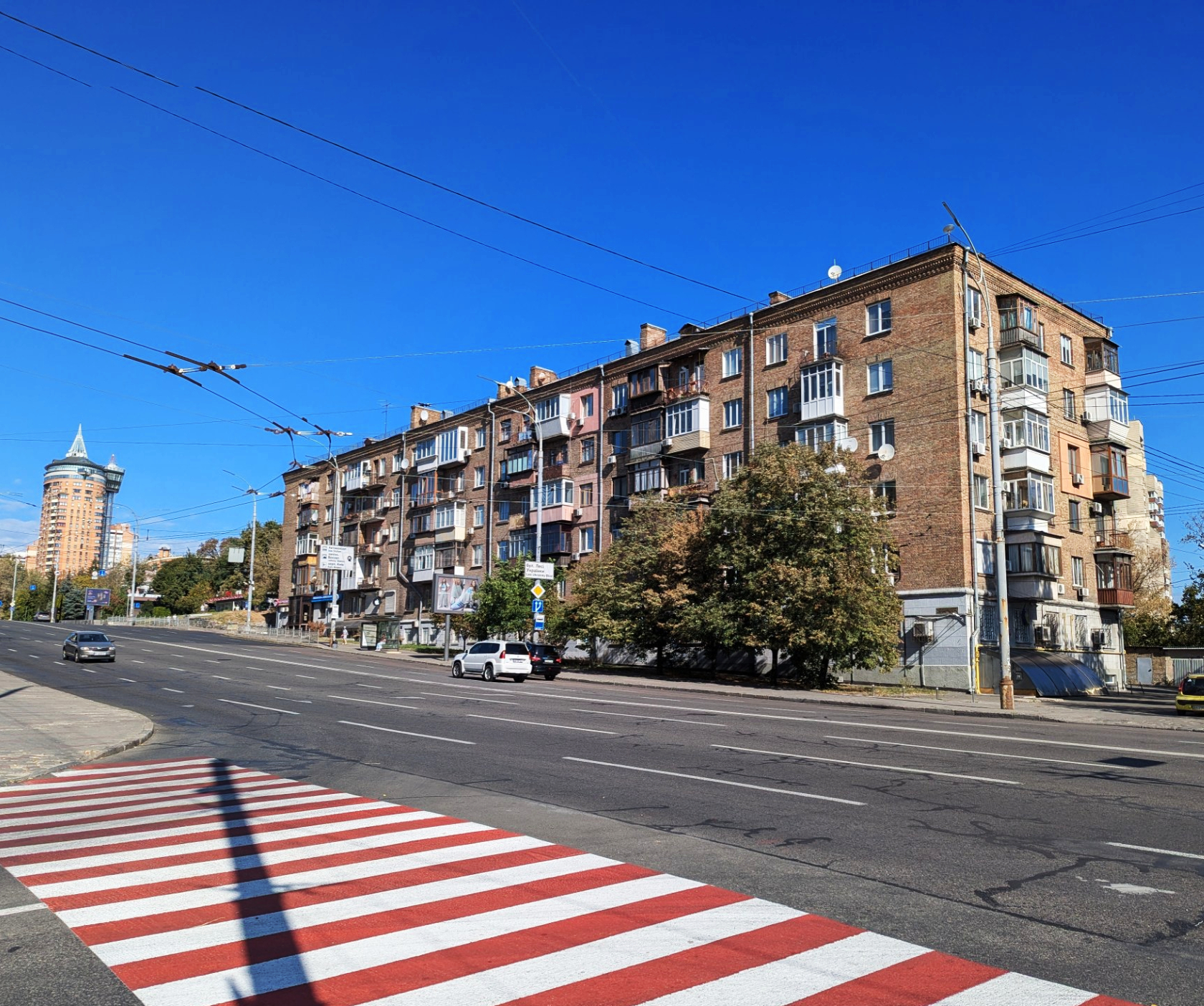 Продаж 2-кімнатної квартири 55.7 м², Лесі Українки бул., 29