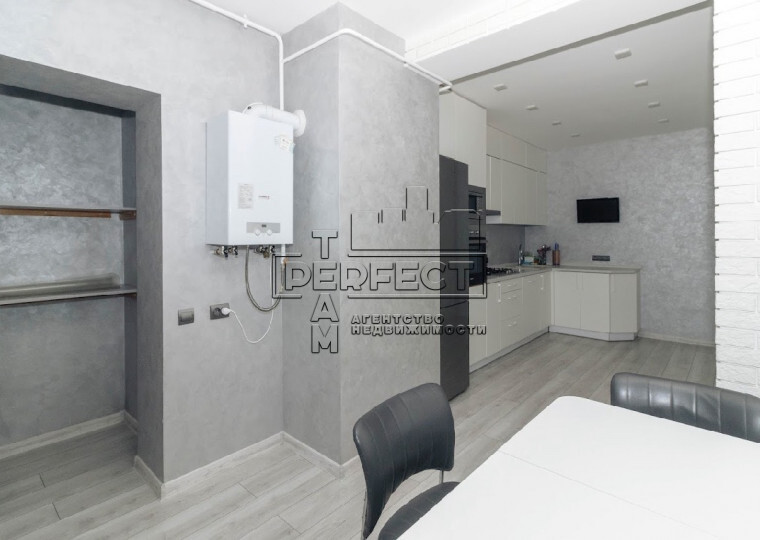 Продажа 2-комнатной квартиры 67 м², Зеленая ул., 12