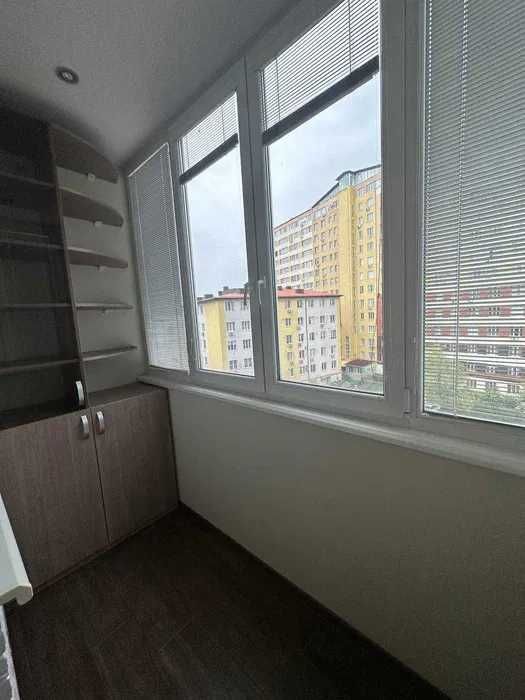 Аренда 4-комнатной квартиры 130 м²