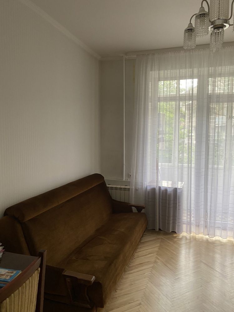 Продаж 3-кімнатної квартири 75 м²