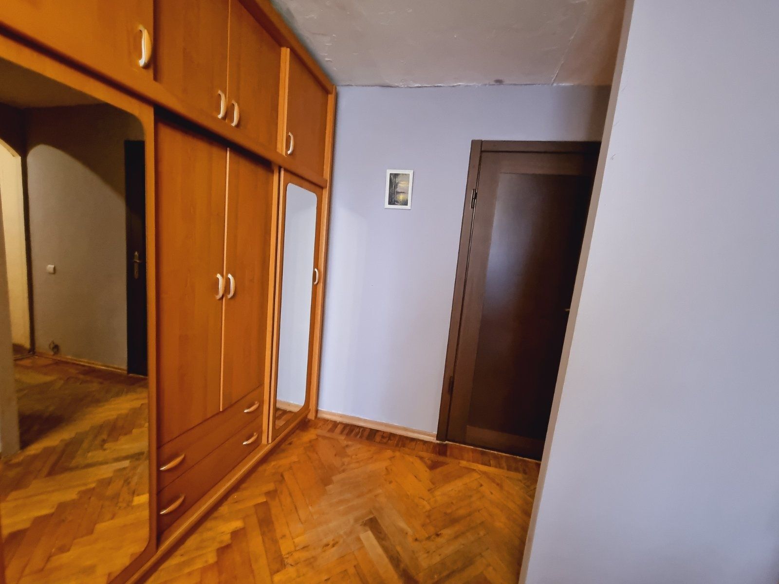 Продажа 3-комнатной квартиры 60 м²