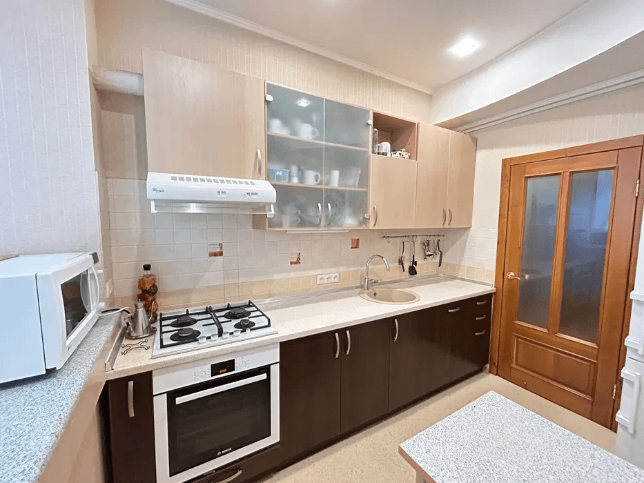 Продаж 3-кімнатної квартири 75 м²