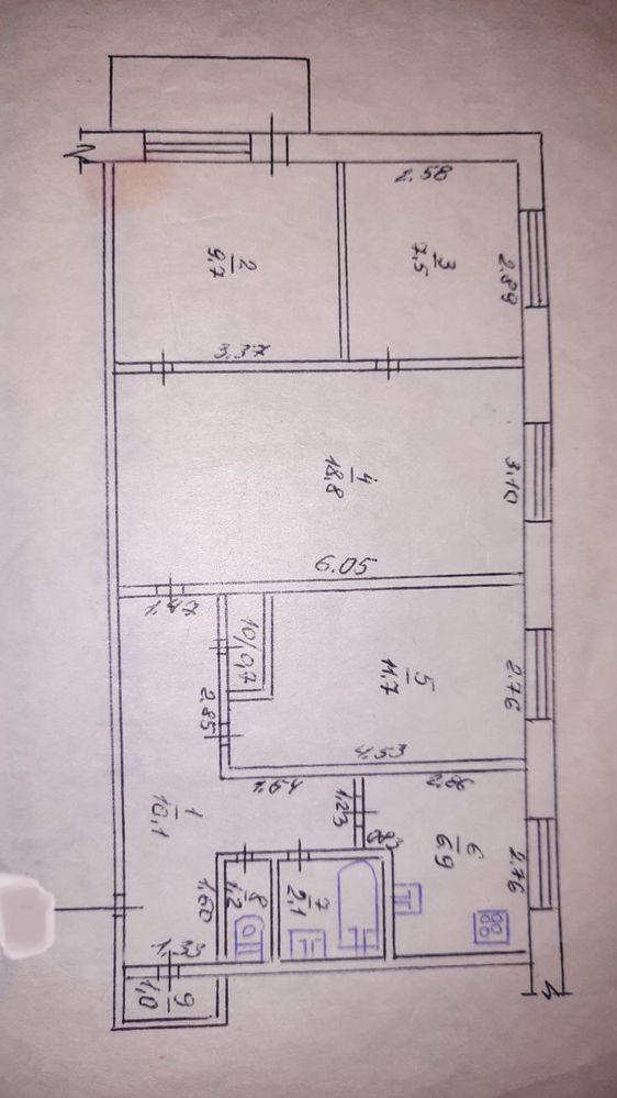 Продаж 4-кімнатної квартири 69 м²