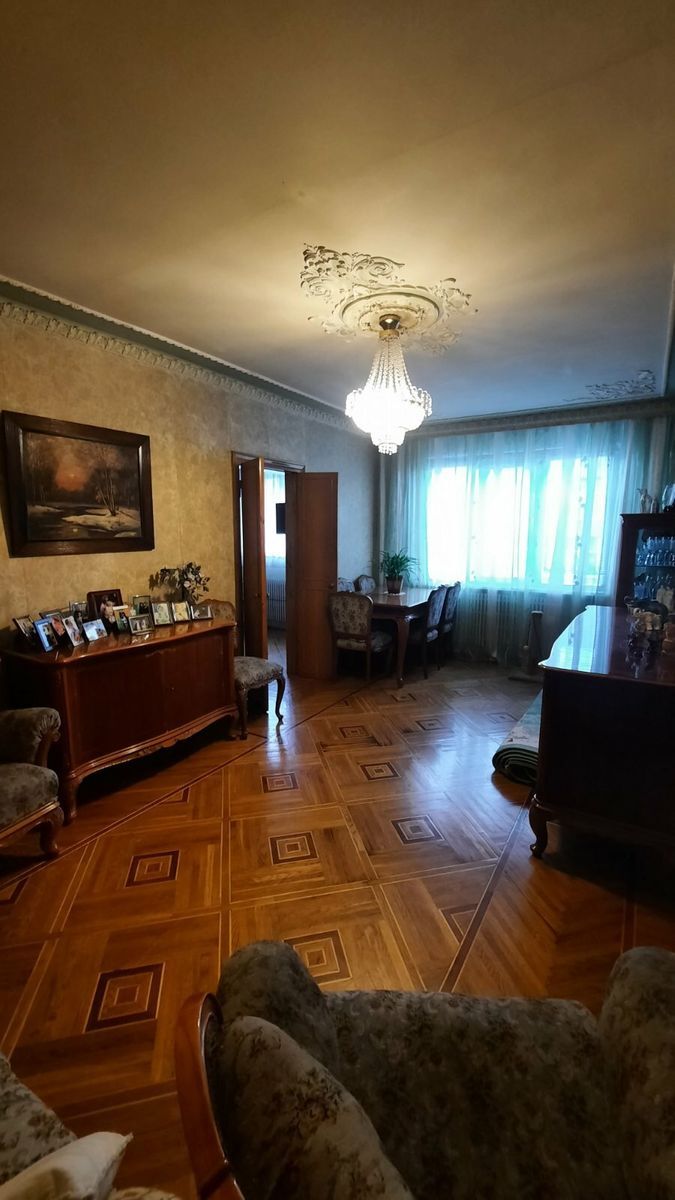 Продаж 3-кімнатної квартири 61 м²