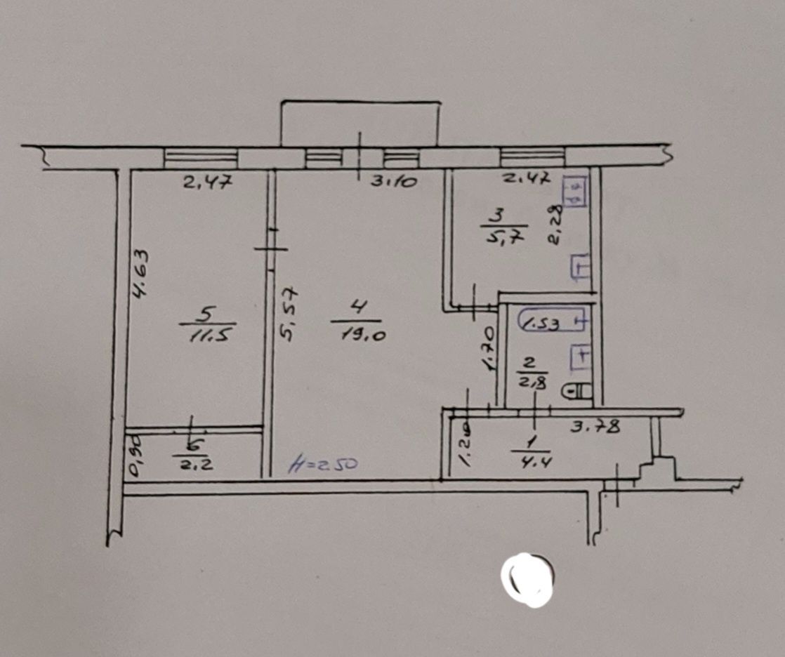 Продаж 2-кімнатної квартири 46 м²