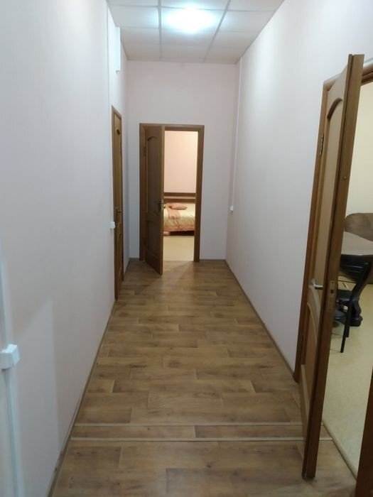 Продаж 2-кімнатної квартири 74 м²