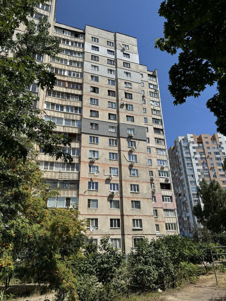 Продаж 2-кімнатної квартири 55 м²