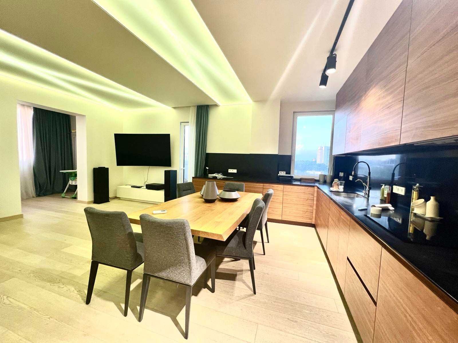 Оренда 4-кімнатної квартири 150 м²