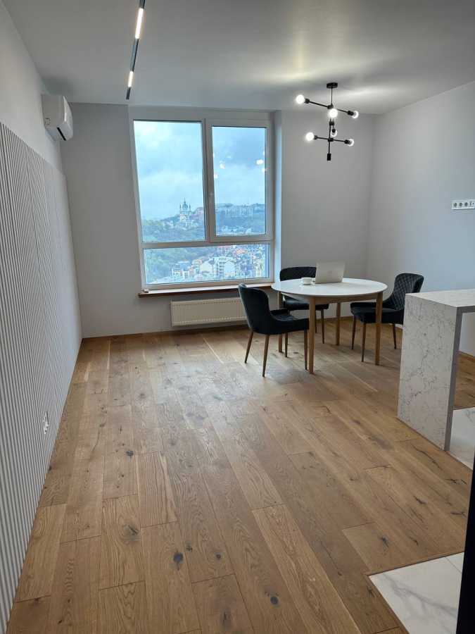 Продажа 1-комнатной квартиры 57 м², Глубочицкая ул., 73