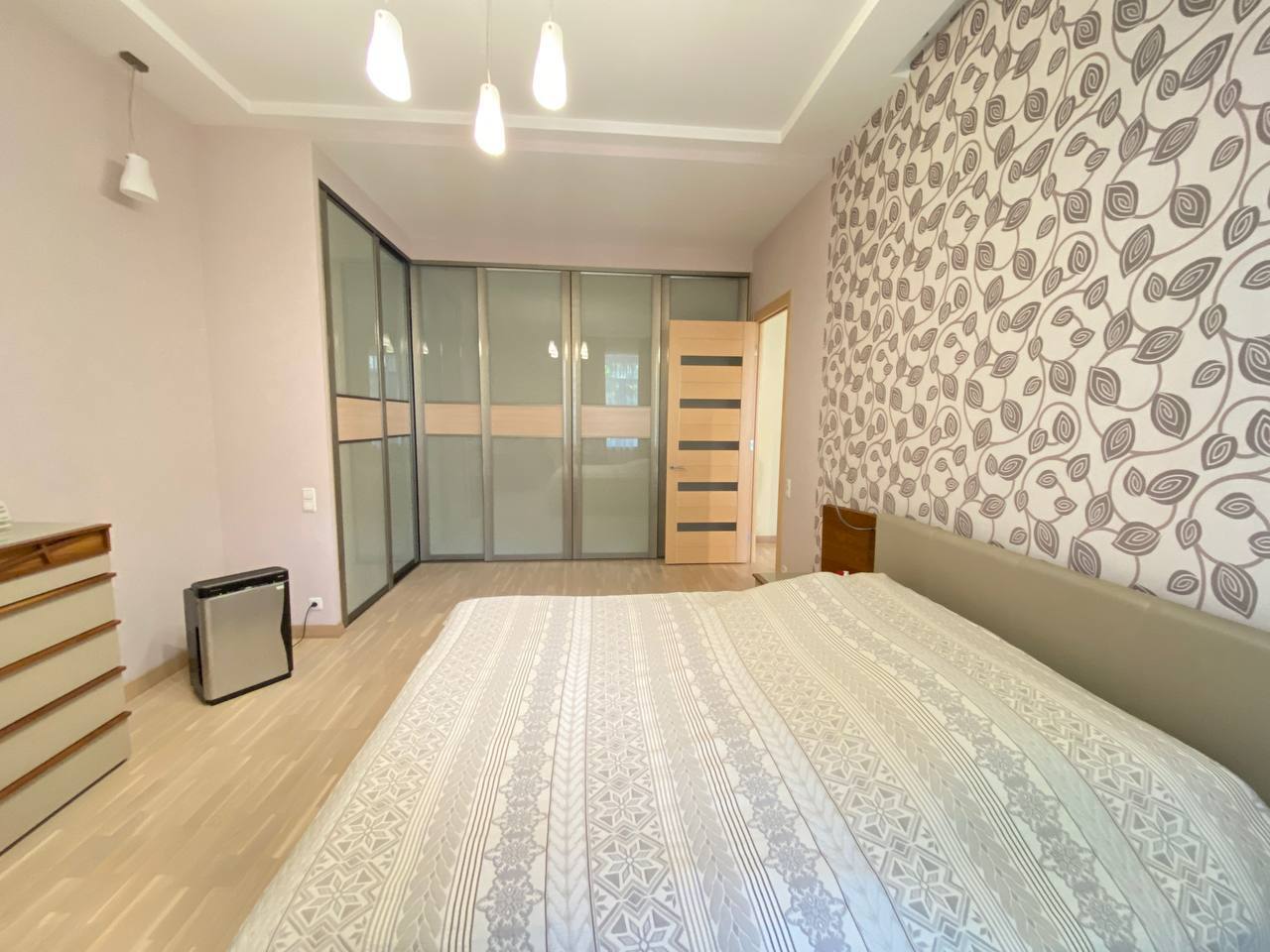 Продажа 3-комнатной квартиры 103 м²