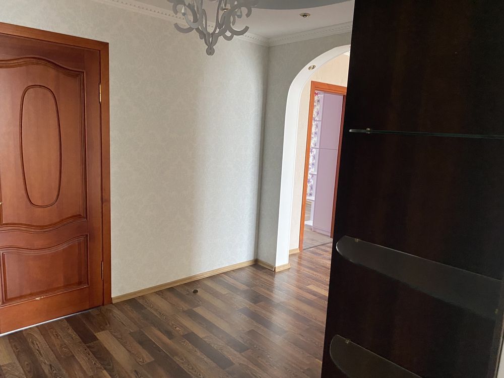 Продаж 4-кімнатної квартири 84 м²