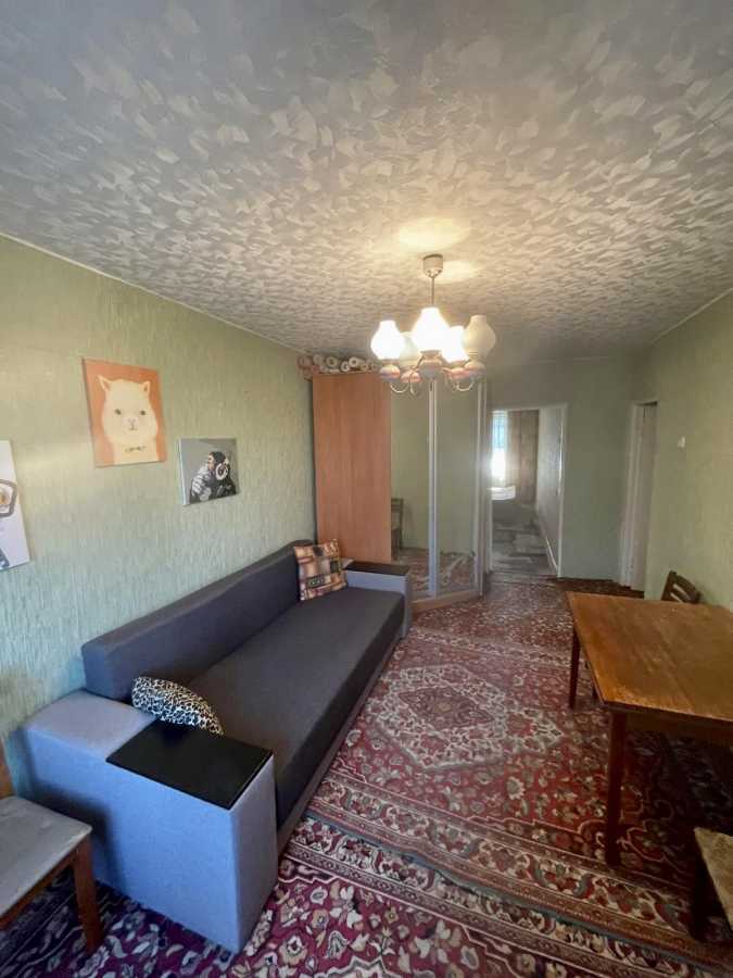 Продаж 3-кімнатної квартири 62 м², Симиренка вул., 5