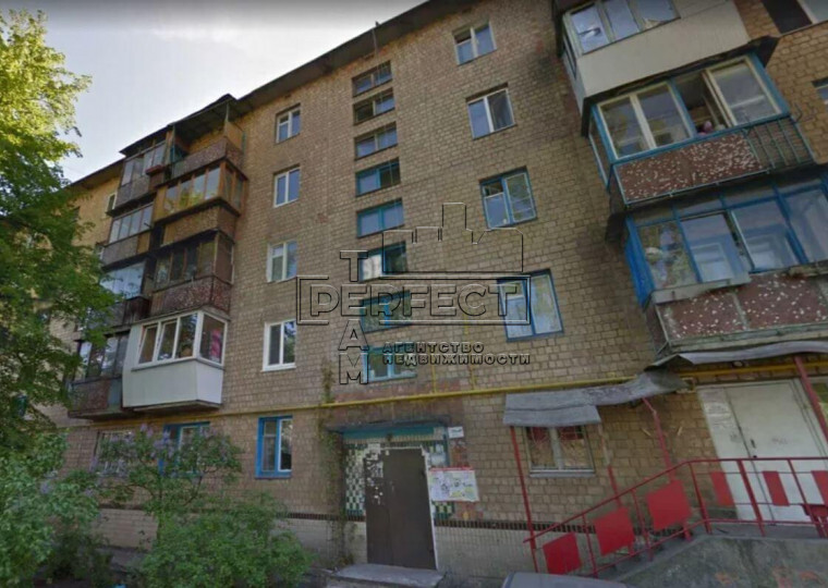 Продаж 1-кімнатної квартири 28 м², Кубанської України вул., 27