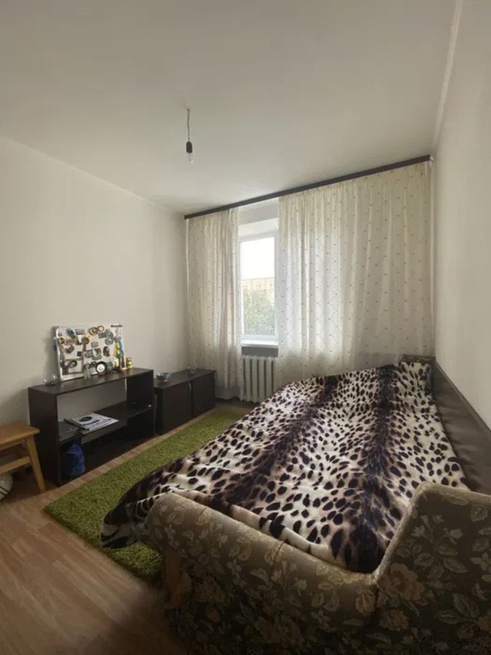 Продаж 4-кімнатної квартири 84 м², Калинова вул., 77