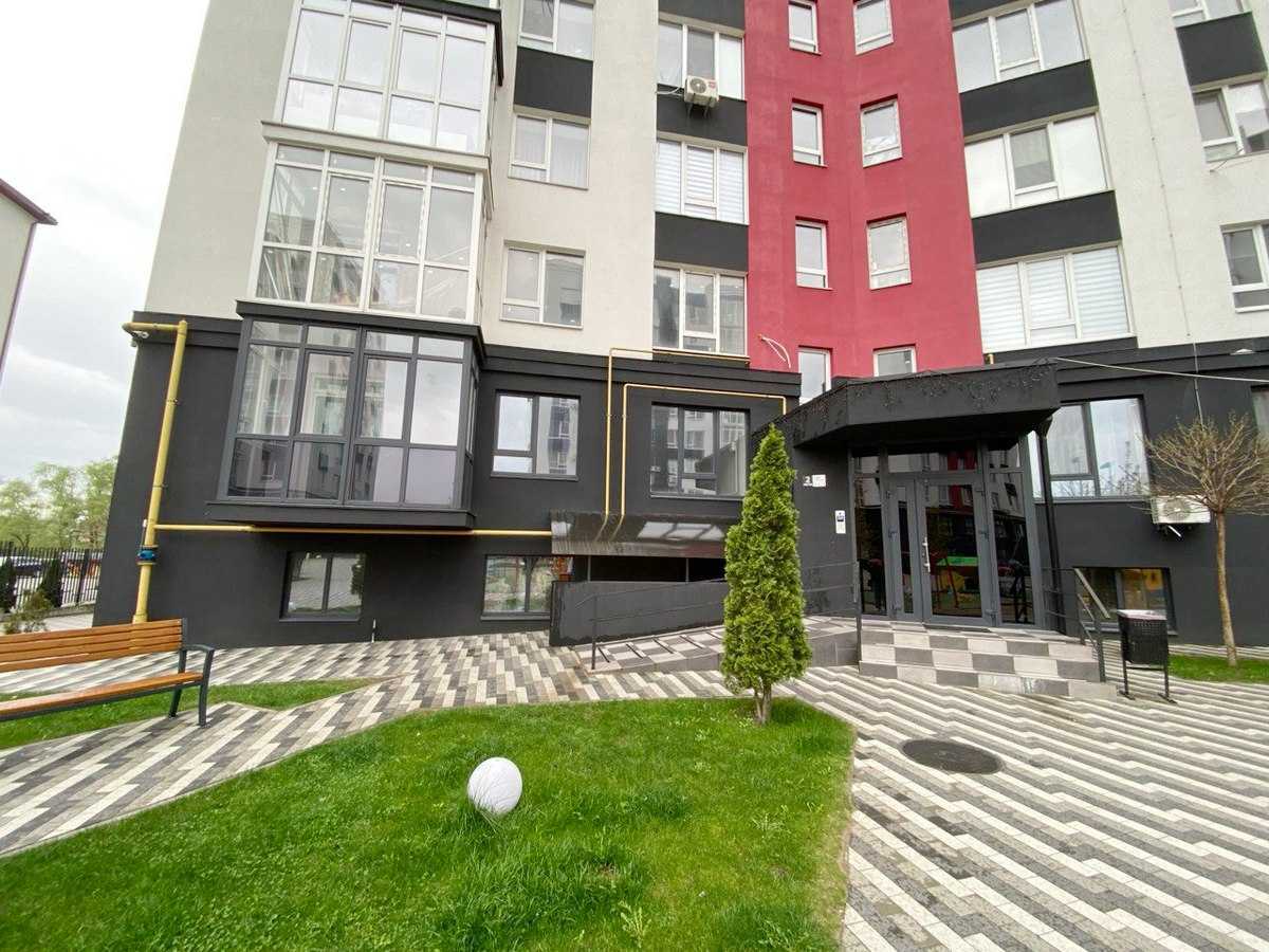 Продаж 2-кімнатної квартири 60 м², Покровська вул., 2