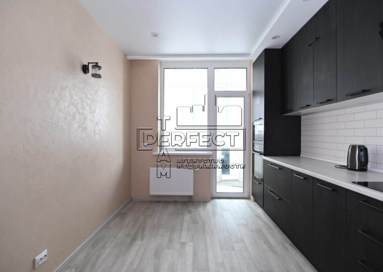 Продажа 1-комнатной квартиры 52 м², Драгоманова ул., 2Б