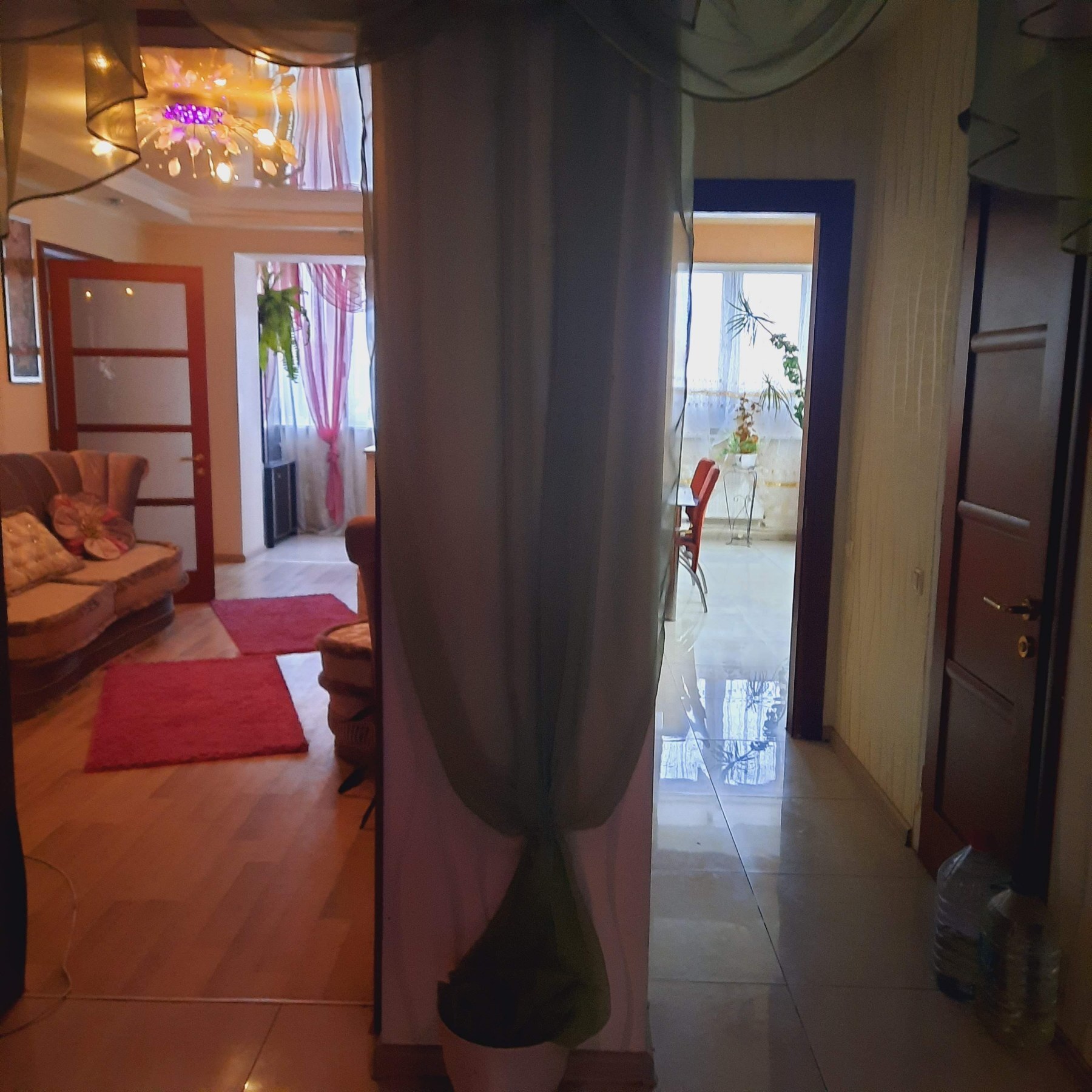 Продаж 3-кімнатної квартири 93 м², Люстдорфская дор., 7