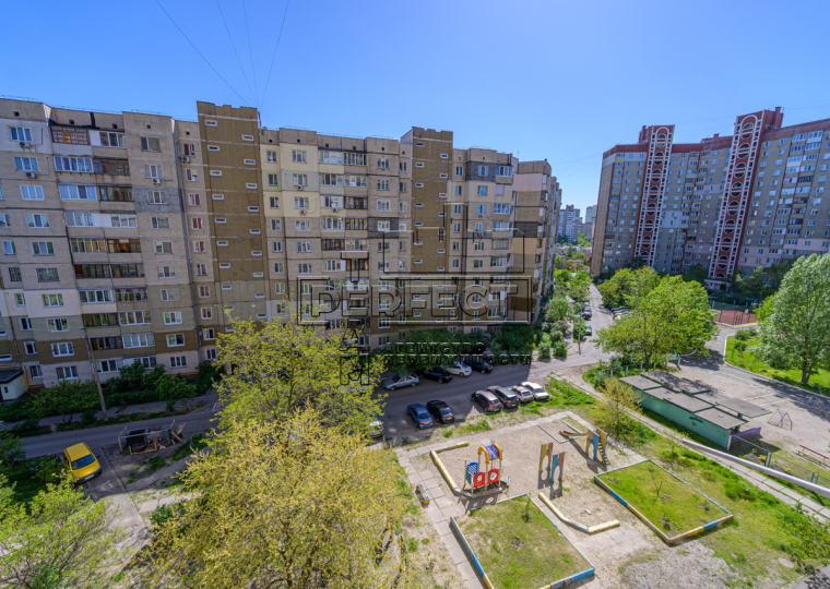 Продажа 2-комнатной квартиры 55 м², Милославская ул., 25