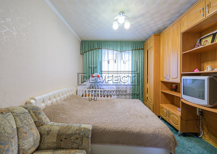 Продаж 2-кімнатної квартири 55 м², Мілославська вул., 25