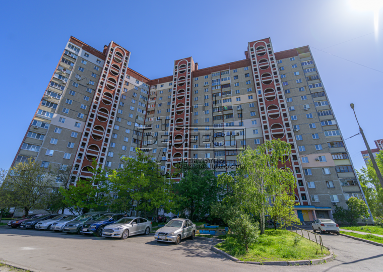 Продаж 2-кімнатної квартири 55 м², Мілославська вул., 25