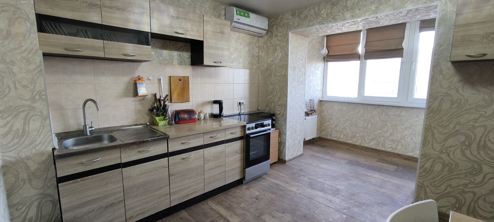 Продаж 2-кімнатної квартири 54 м², Пішонівська вул., 23