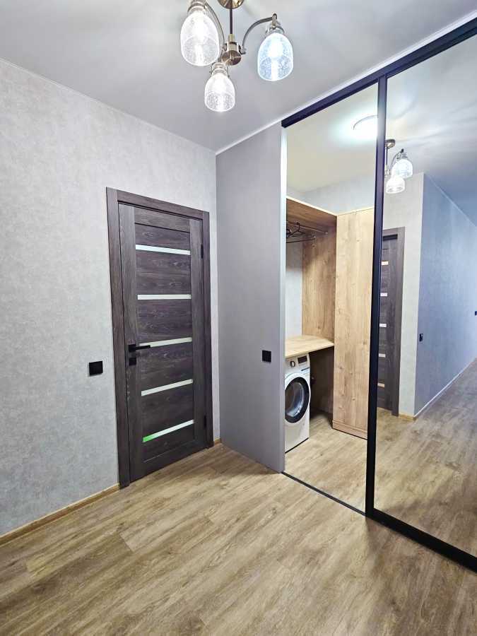 Продажа 1-комнатной квартиры 47 м², Днепровская наб., 18-Б