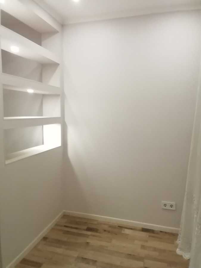 Продаж 1-кімнатної квартири 47 м², Боголюбова вул., 5