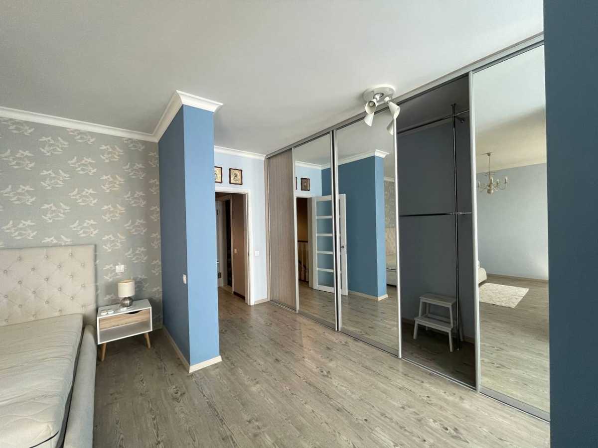 Продажа 2-комнатной квартиры 86 м², Юрия Кондратюка ул., 5