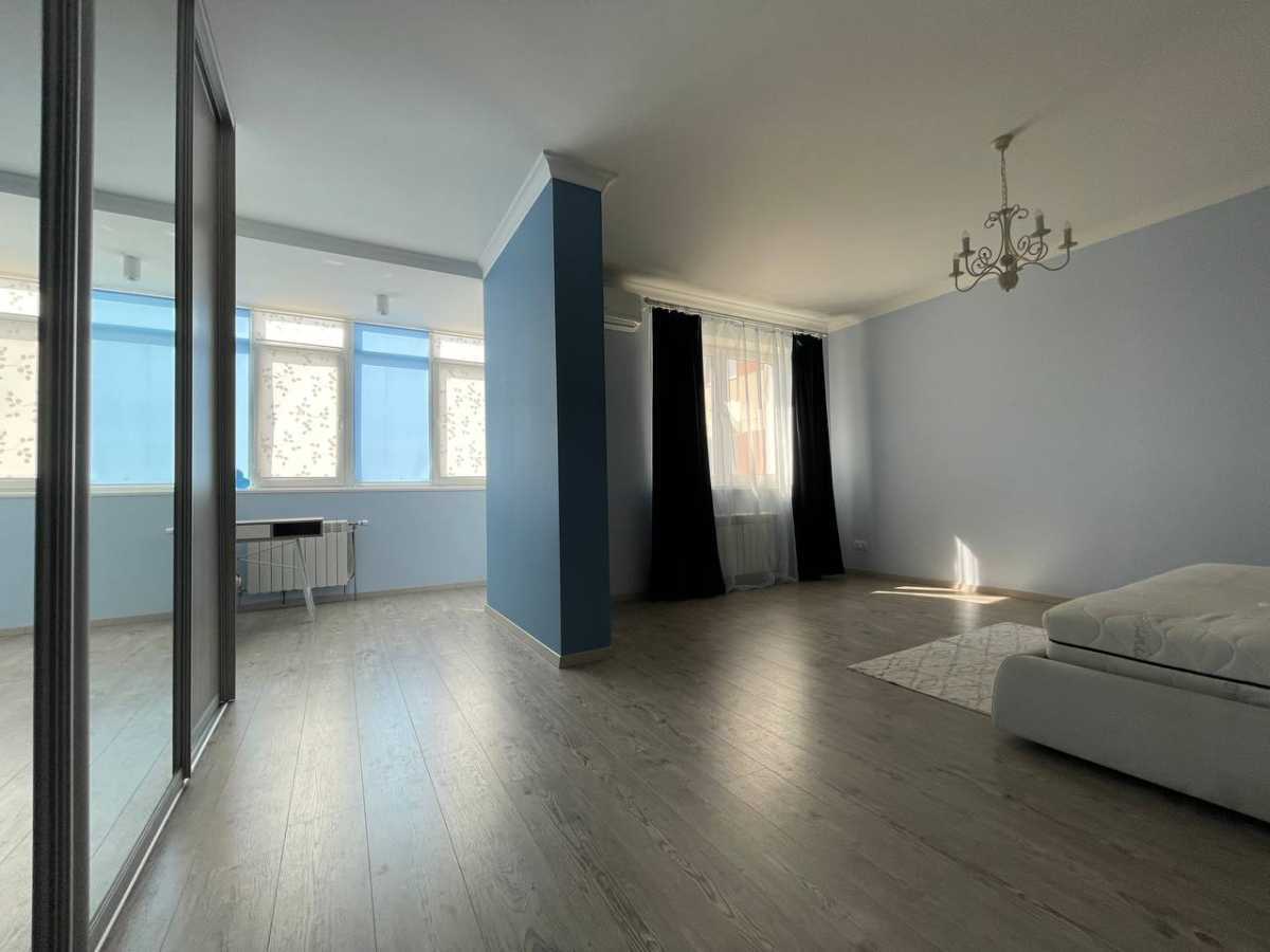 Продаж 2-кімнатної квартири 86 м², Юрія Кондратюка вул., 5