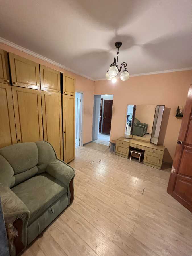 Продажа 3-комнатной квартиры 85 м², Академика Палладина просп., 13