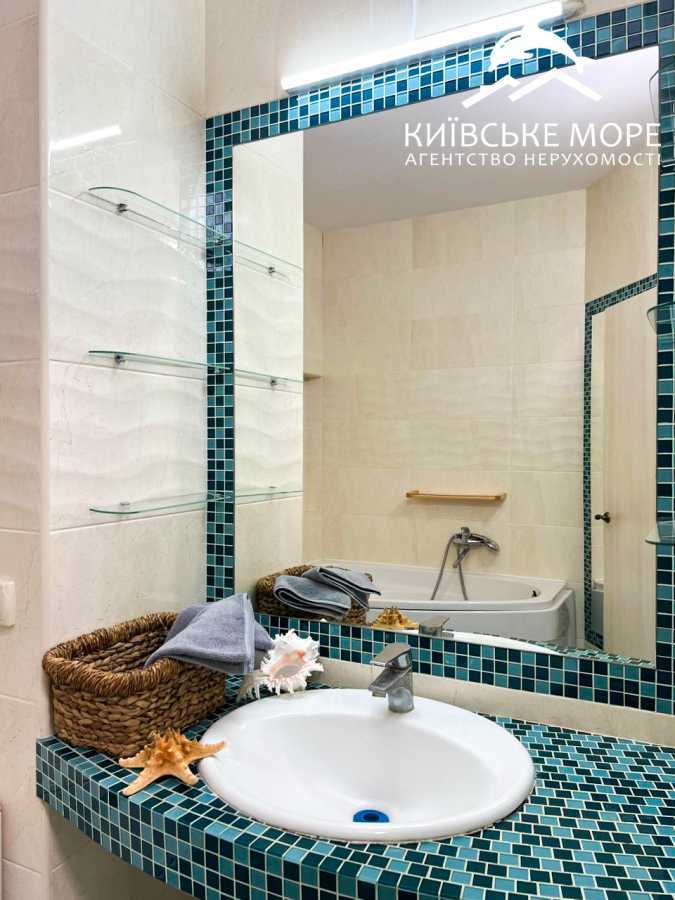 Продаж 2-кімнатної квартири 63.3 м², Воскресенська вул., 16Б