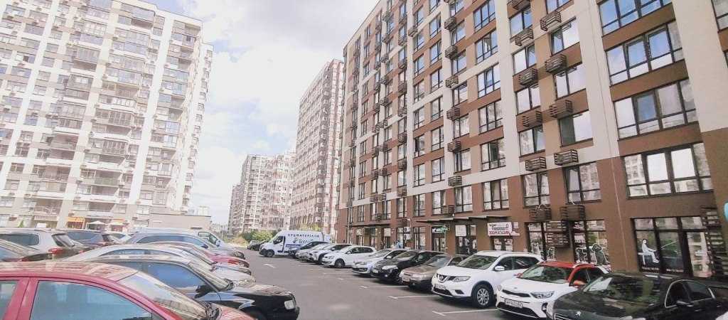 Продажа 3-комнатной квартиры 104.6 м², Александра Олеся ул., 2Б