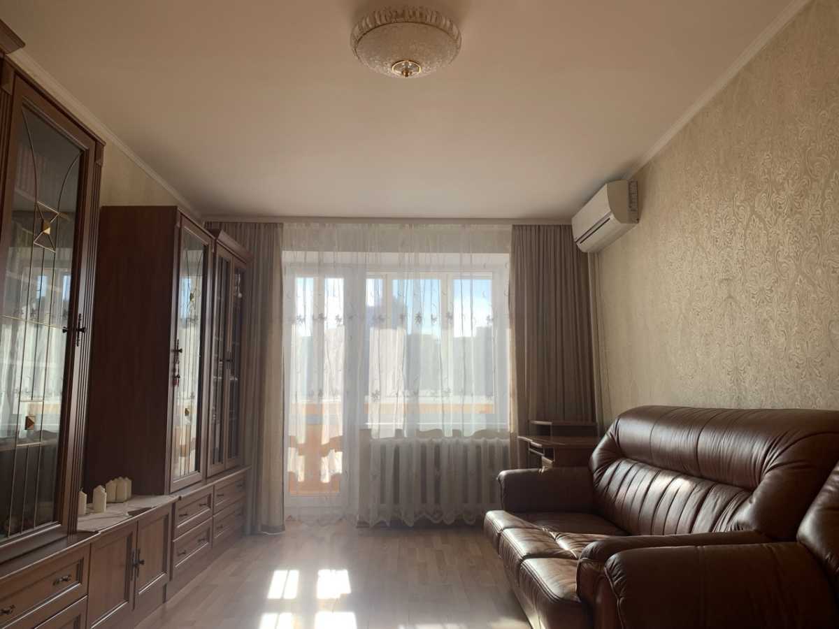 Продаж 2-кімнатної квартири 64.9 м², Михайла Донця вул., Драгоманова, 23б