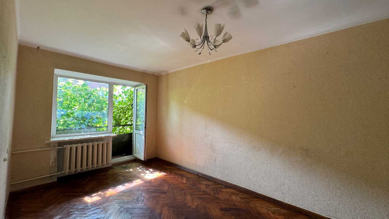 Продаж 2-кімнатної квартири 45 м², Київська вул., 296