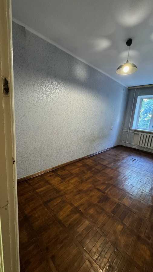 Продаж 2-кімнатної квартири 45 м², Київська вул., 296