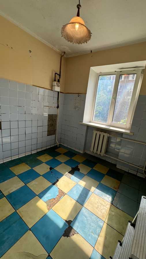 Продаж 2-кімнатної квартири 45 м², Київська вул., 296