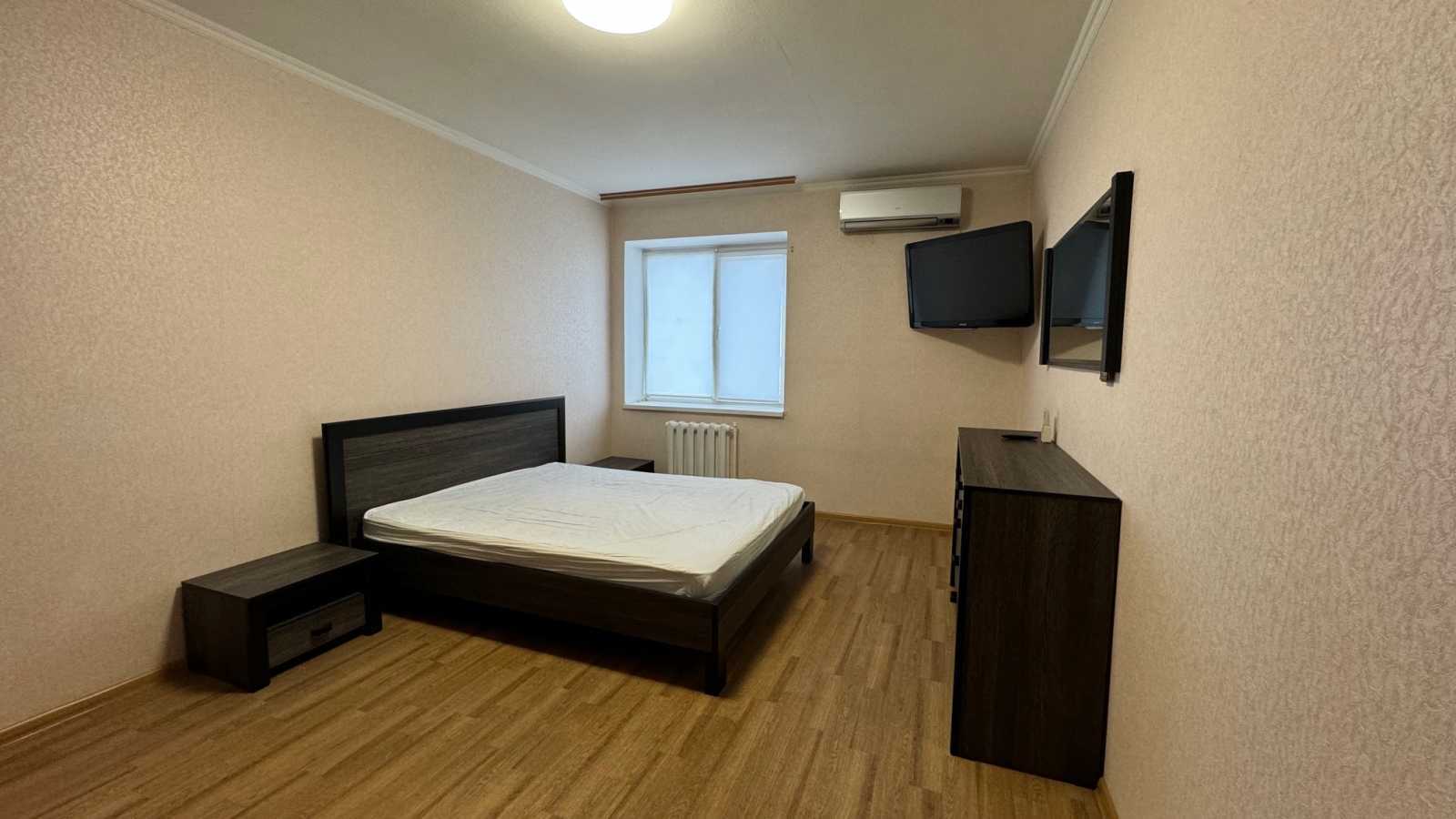 Продажа 1-комнатной квартиры 45 м², Грушевского ул., 7