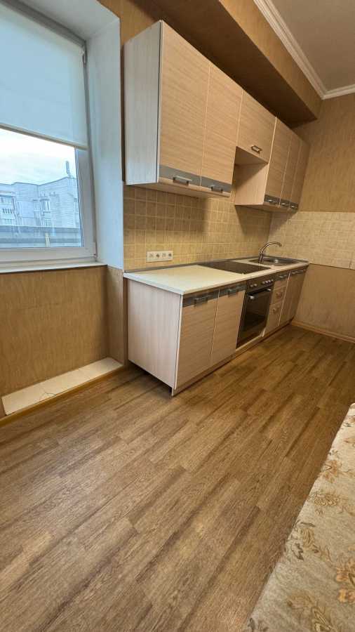 Продажа 1-комнатной квартиры 45 м², Грушевского ул., 7