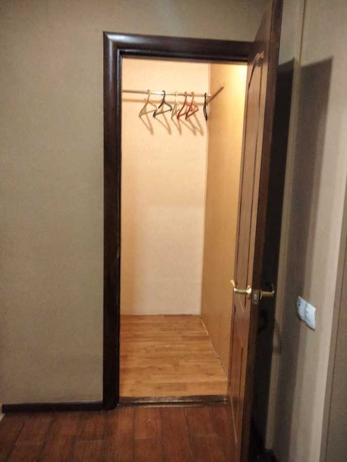 Продажа 1-комнатной квартиры 45 м², Грушевского ул., 7